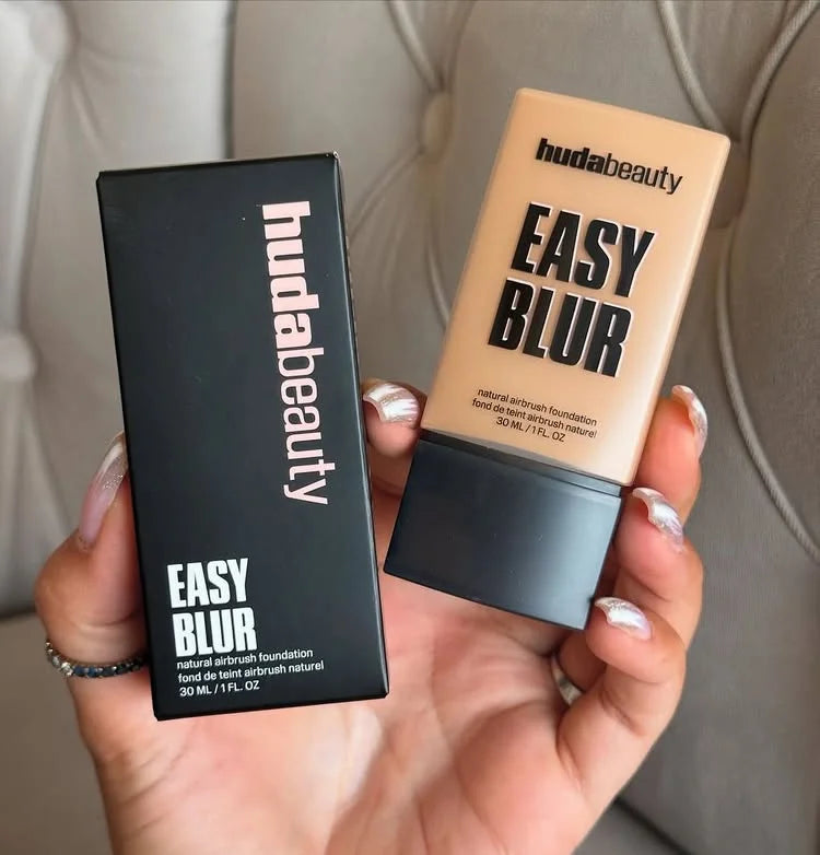 Huda Beauty Easy Blur