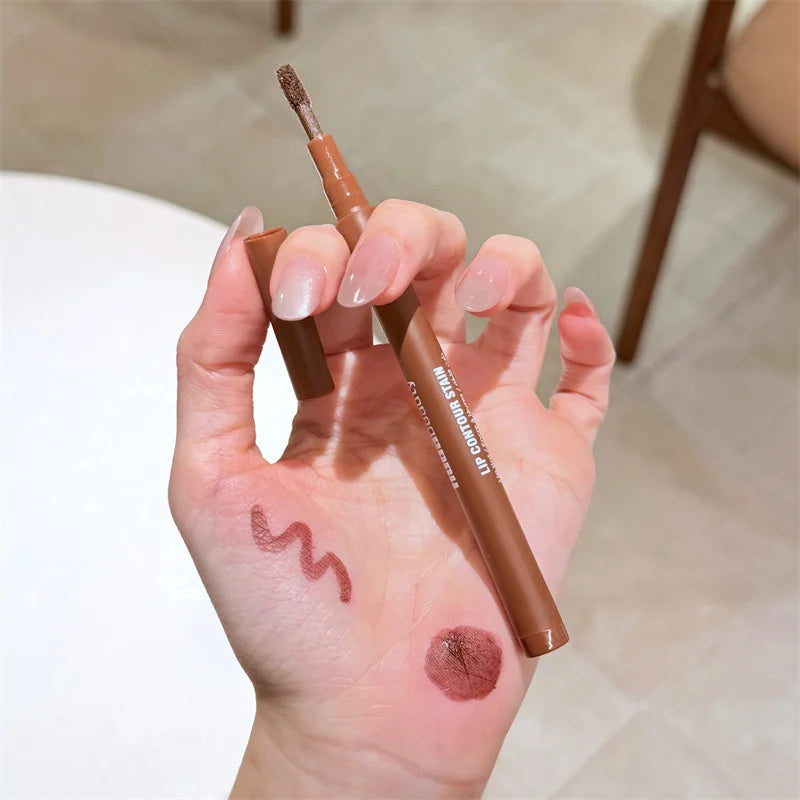 Huda Beauty “Faux Filler”